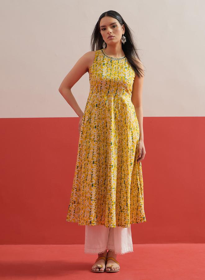 SASSAFRAS Yellow Floral Embroidered Sleeveless Kurta - Image 5
