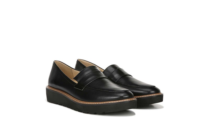 Naturalizer Womens Adaline Slip On Lightweight Platform Loafer ,Black Leather,5.5M - Image 2