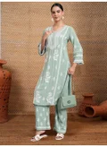 الايا green