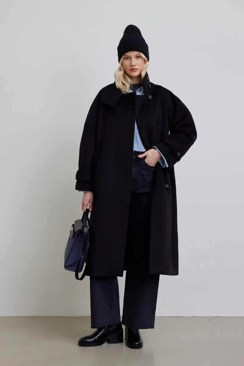 Manuka Iza Premium Stash Coat Black