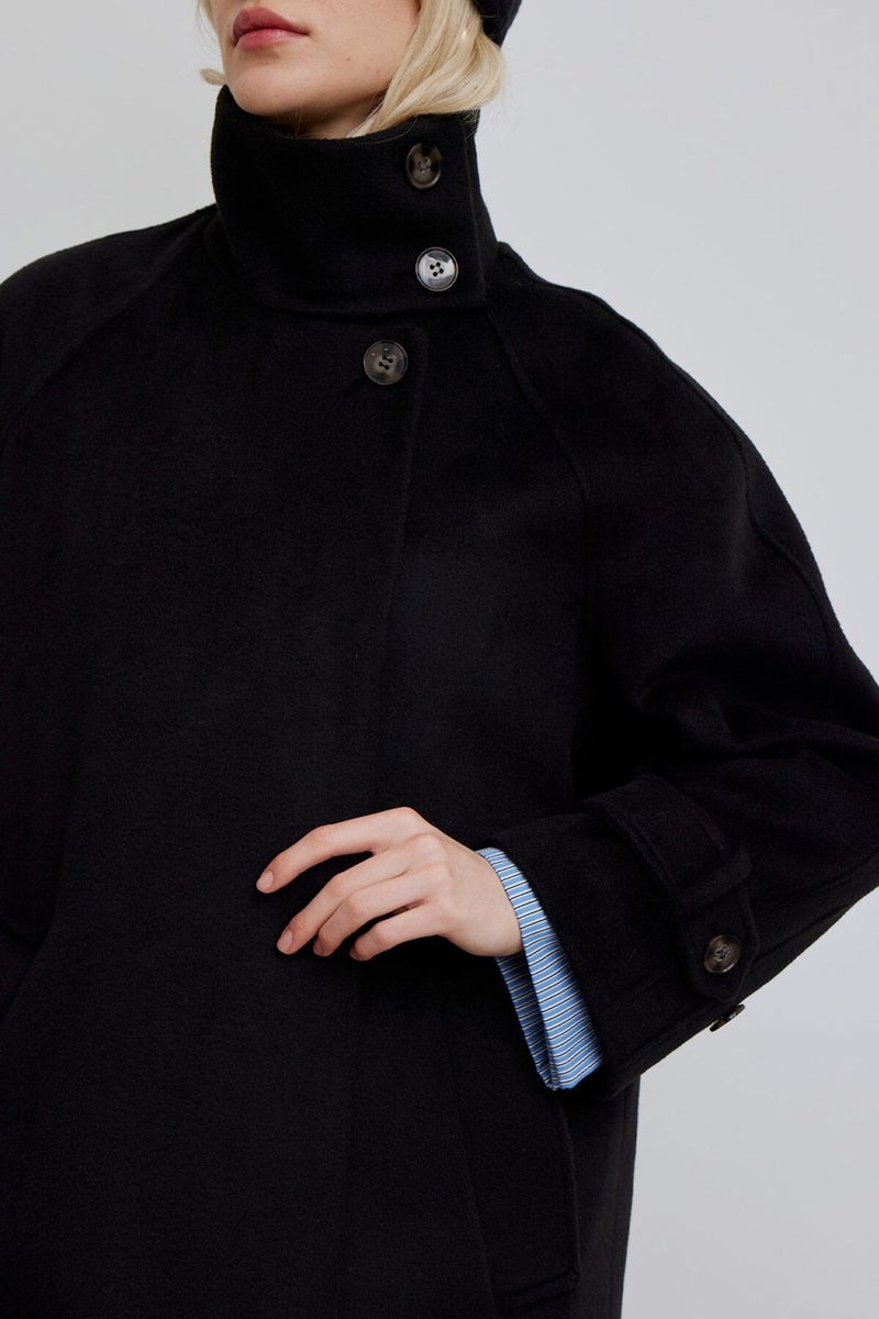 Manuka Iza Premium Stash Coat Black  - Image 4
