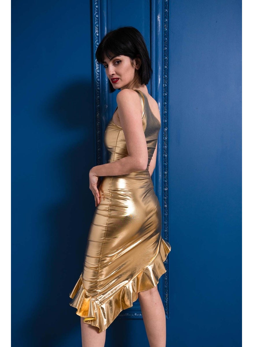 Due Stelle Gold Metallic One Shoulder Crop Top  - Image 3