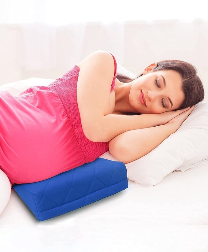 MEMORY FOAM MULTI USE WEDGE PILLOW FOR PREGNANCY WOMEN AND NEW BORN BABY LOWER BACKPAIN RELIEF KNEE SUPPORT BETWEEN LEGS ANTI VOMITING MILK SPITTING ROYAL BLUE16 INCH X 14 35 INCH