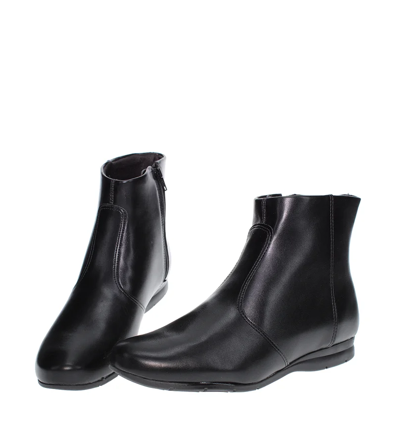 Beira Rio  BEIRA RIO Boots for Ladies – BLACK Shoes with  | Comfortable PU Upper & TPR Sole for Women | Best Price UAE