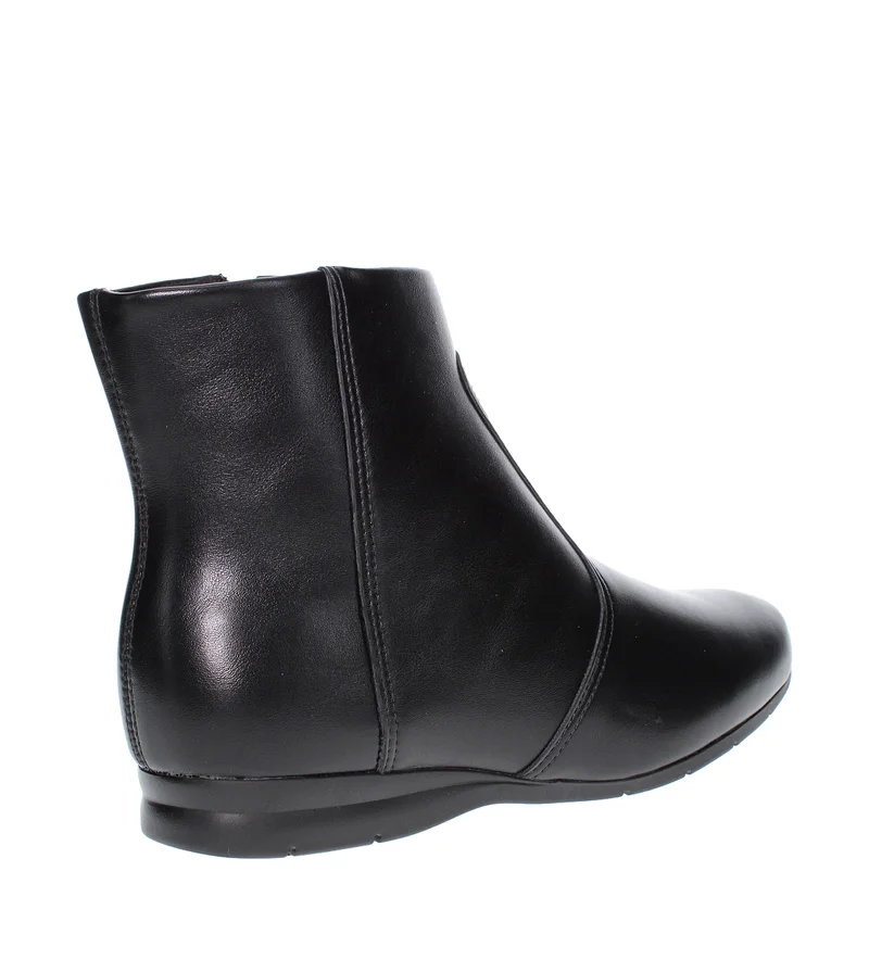 Beira Rio  BEIRA RIO Boots for Ladies – BLACK Shoes with  | Comfortable PU Upper & TPR Sole for Women | Best Price UAE