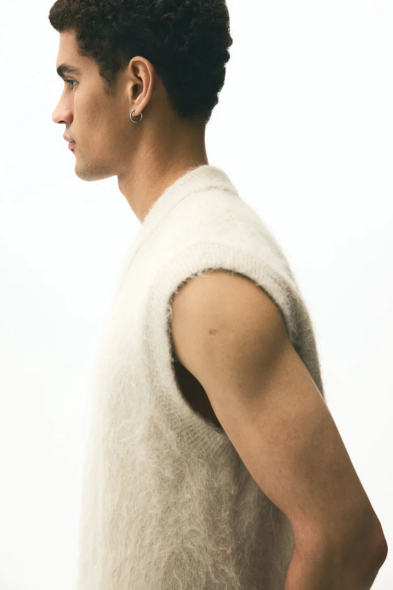 H&M  Loose Fit Fluffy sweater vest for Men | Best Price UAE