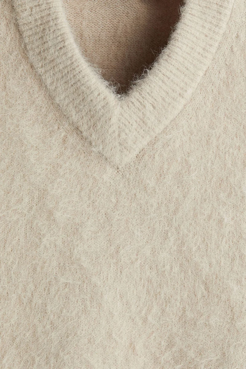 H&M  Loose Fit Fluffy sweater vest for Men | Best Price UAE
