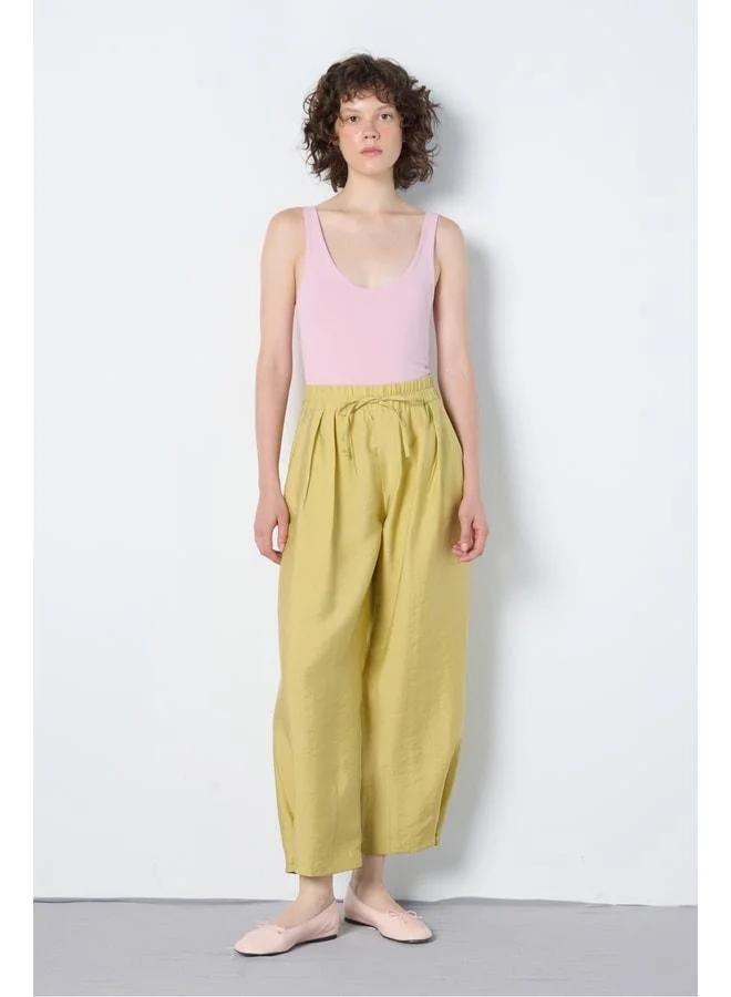 mina aise Women's Olive Green Premium Fabric Oversized Pants 31085.