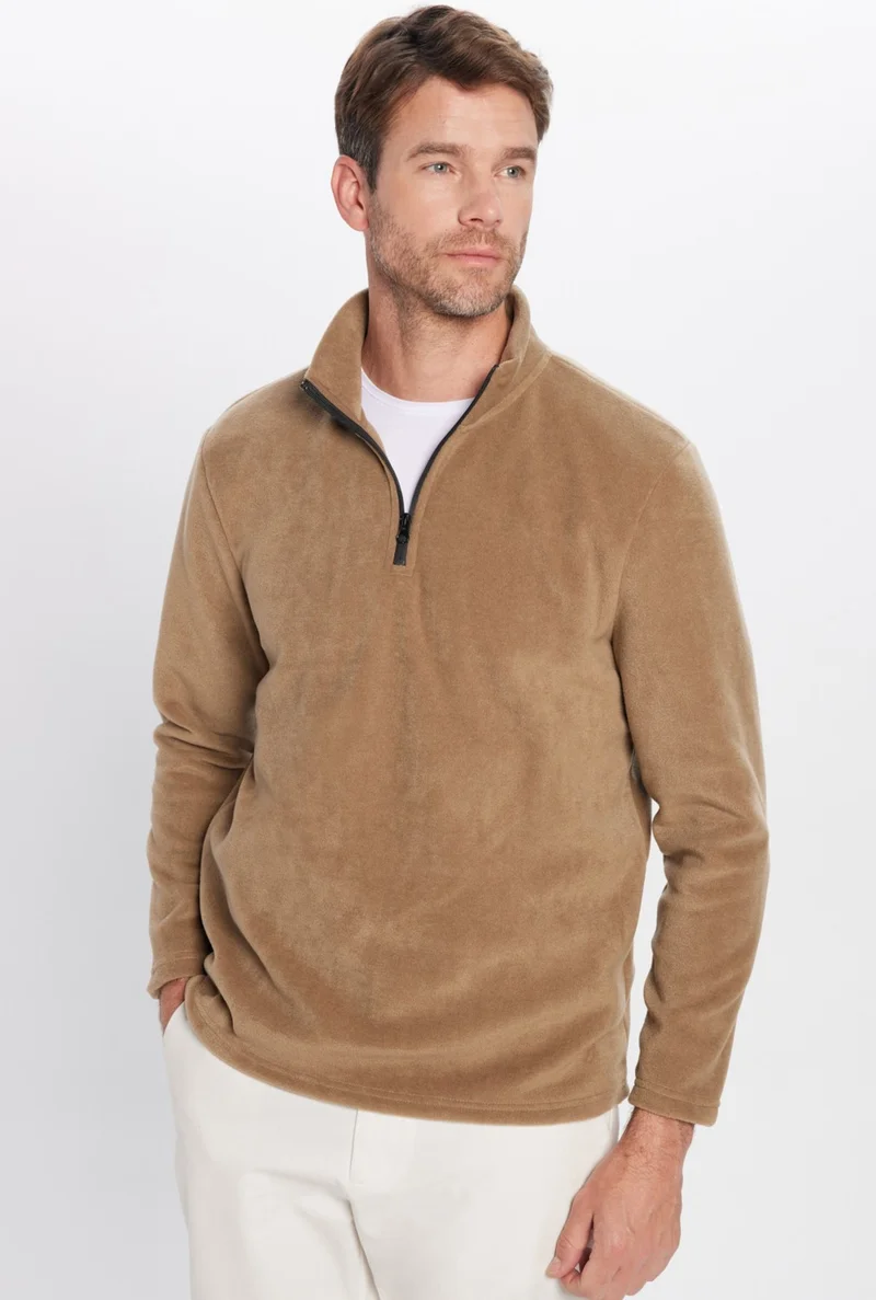 تودورس Men's Standard Fit Relaxed Cut Non-Pilling Cold Proof Khaki Stand Collar Fleece Sweatshirt