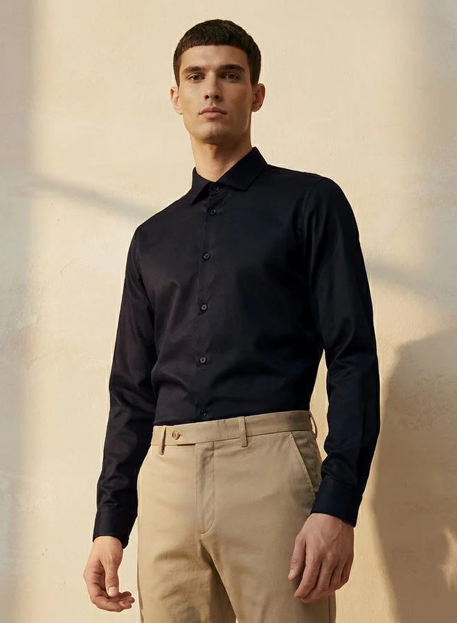 Splash FAV Men Slim Fit Collared Textured Long Sleeves Shirt