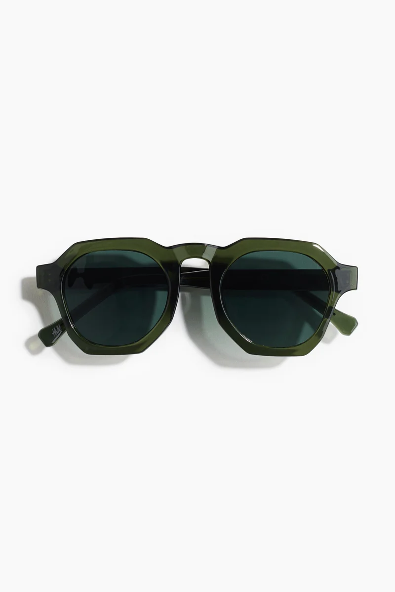 Hexagon-shaped sunglasses