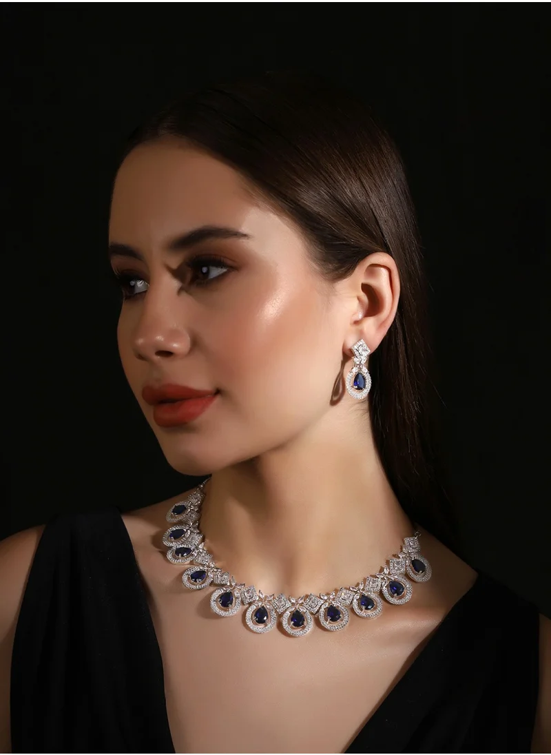 برياسي AD-Studded Jewellery Set