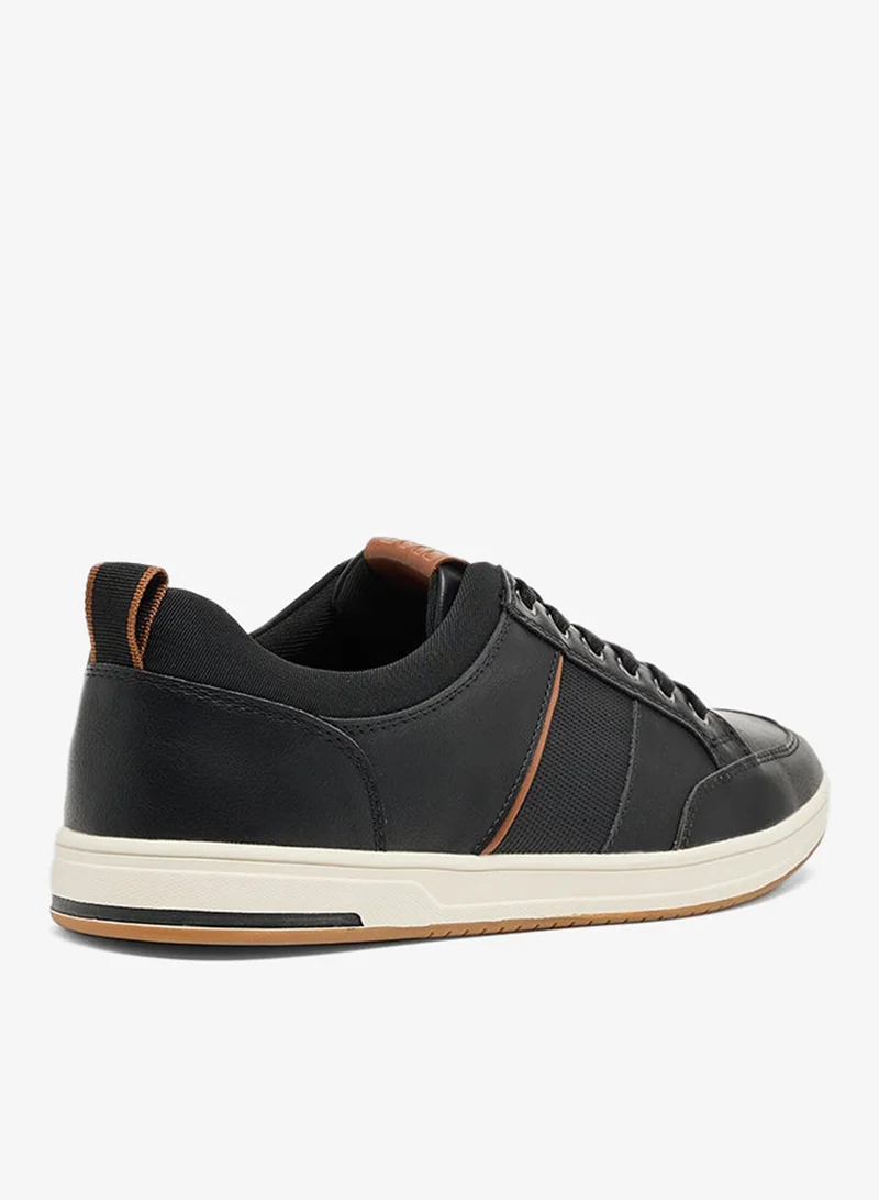 Steve Madden MBLYNKK Black Men Lace-Up Shoes
