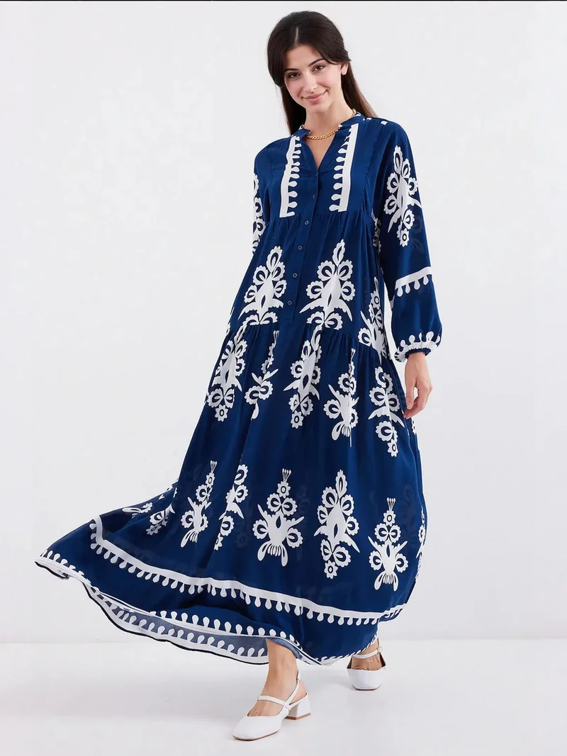 بيغ دارت فستان ماكسي بياقة على شكل حرف  بنقوش