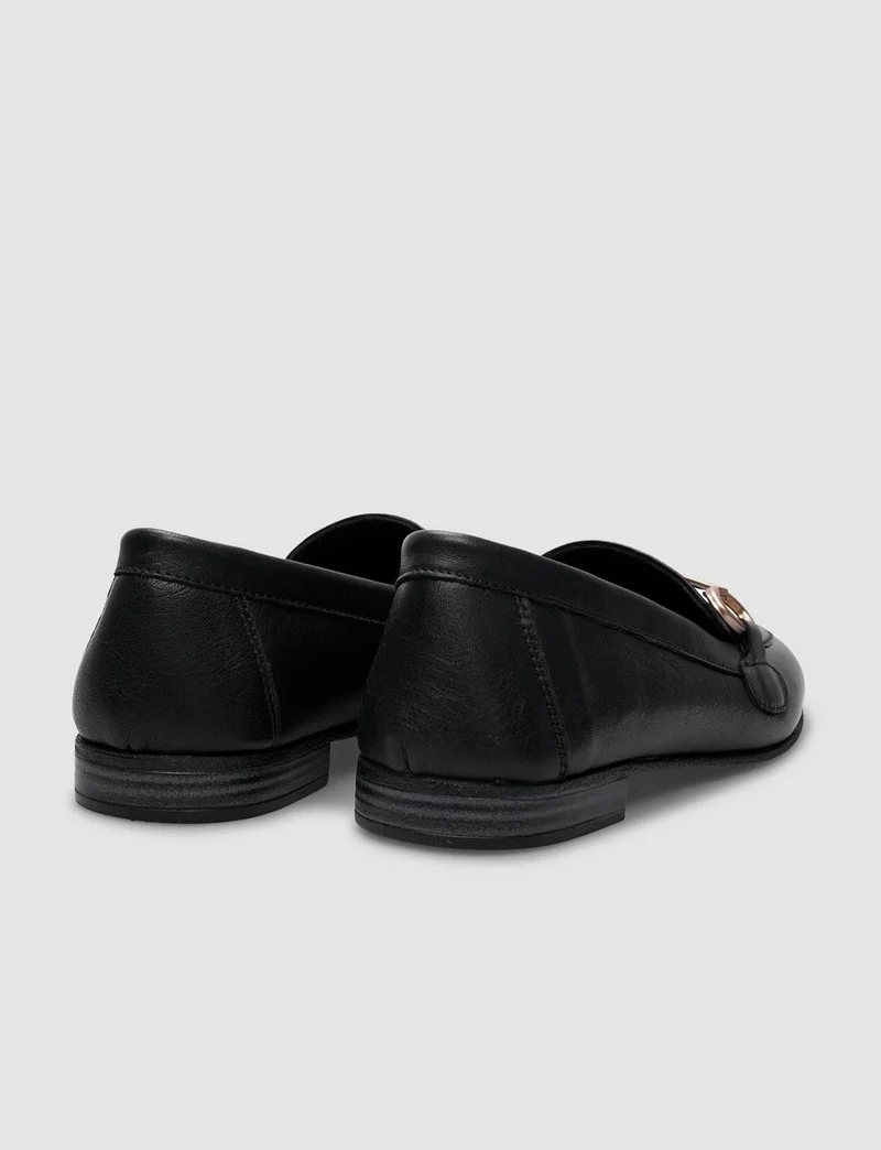 كاباني 100% Genuine Leather Black Buckle Detailed Women's Casual Shoes