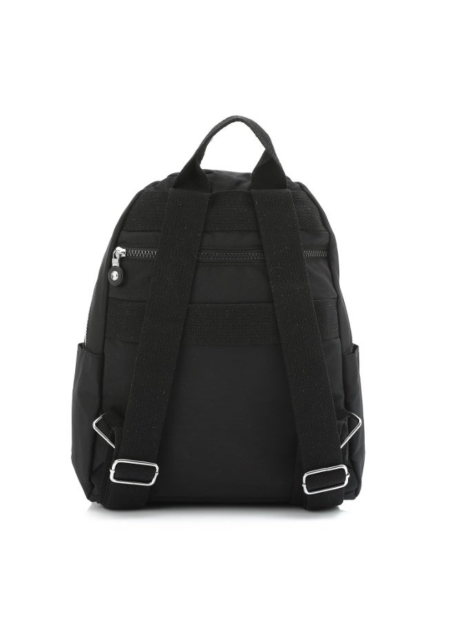 كروسلاند حقيبة ظهر صغيرة كروسلاند مقاس 13 بوصة (35 سم) – خفيفة الوزن بلون سادة مع 4 سوست، وجيبين جانبيين، وحزام للتثبيت على حقيبة السفر، وأحزمة قابلة للتعديل – مثالية للاستخدام اليومي المدمج - Image 3