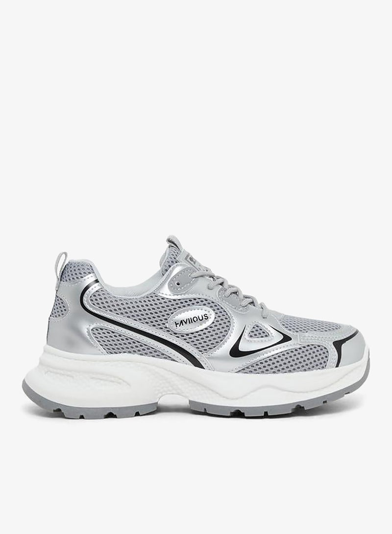 ستايلي اكتيف ستيلي سنيكرز بكعب عريض برباط ودعامة خلفية - Image 1