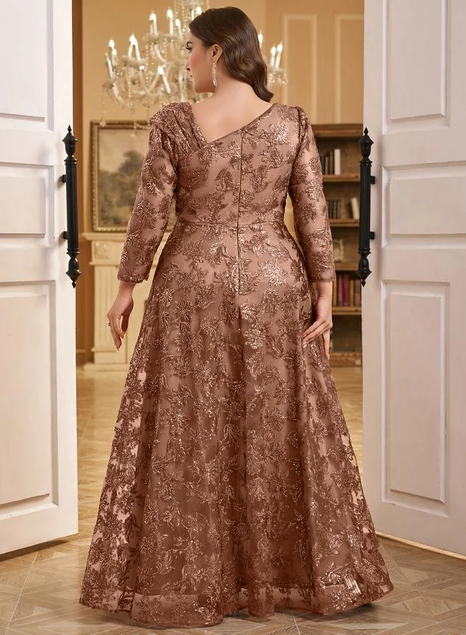 Supgir Plus long-sleeved embroidered evening dress