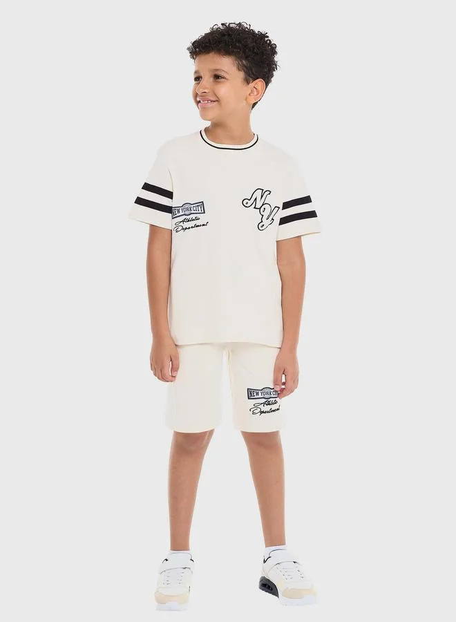 فكتور اند جين Victor And Jane Boys Cream Cotton Embroidered T-Shirt and Shorts Set
