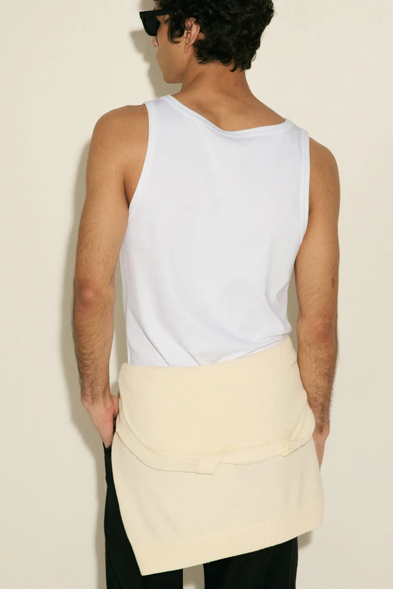 H&M  Cooling Regular Fit vest top for Men | Best Price UAE