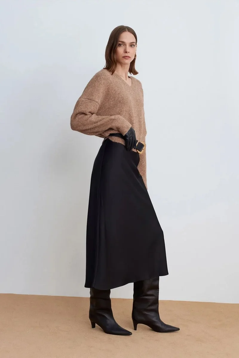 Dilvin Camel Brown DILVIN Women's V-neck Ribbed Knit Sweater for Women | Best Price UAE