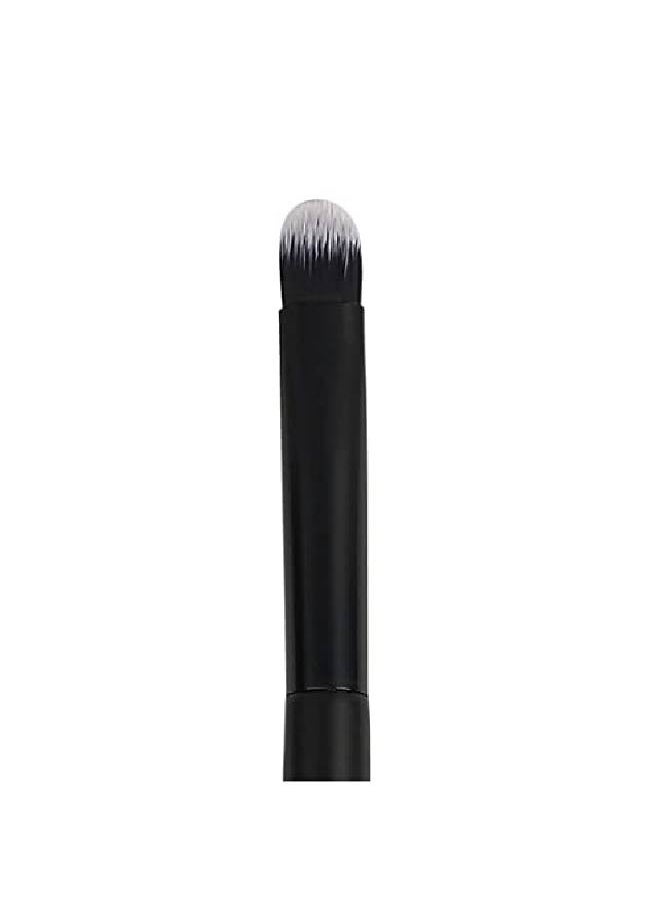 SUGAR Cosmetics Blend Trend 413 Flat + Round Xl Dual Eyeshadow Brush (Flat And Extra Round Tip) Synthetic Bristles And Wooden Handle  - Image 5