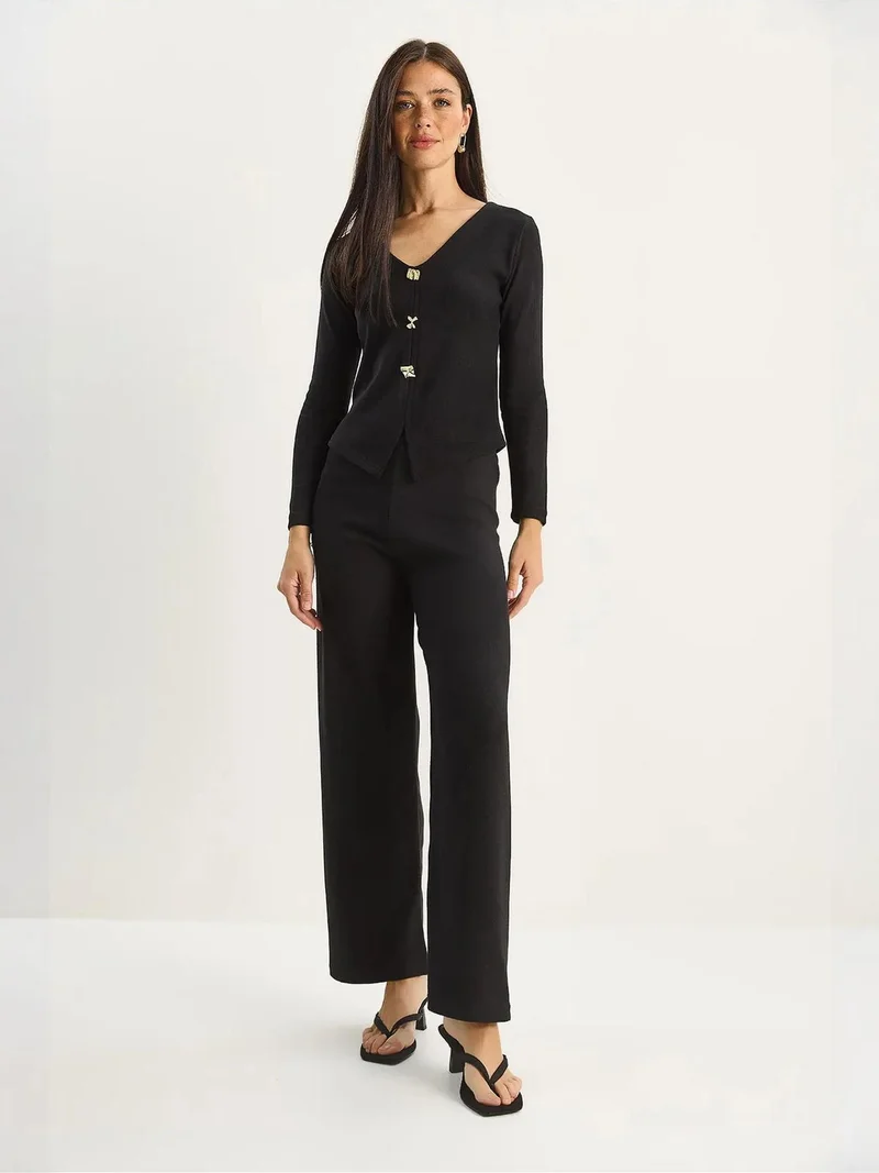 بيانكو لوتشي LUCCI V-Neck Knitted Wide Leg Two-Piece Set