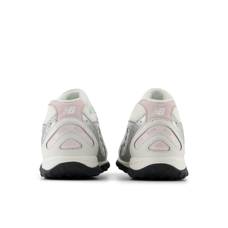 New Balance  204L Bungee Lace casual Sneakers (Standard Fit) for Women | Best Price UAE