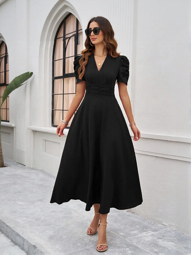 أوجيدر Black Fit And Flare Midi Dress