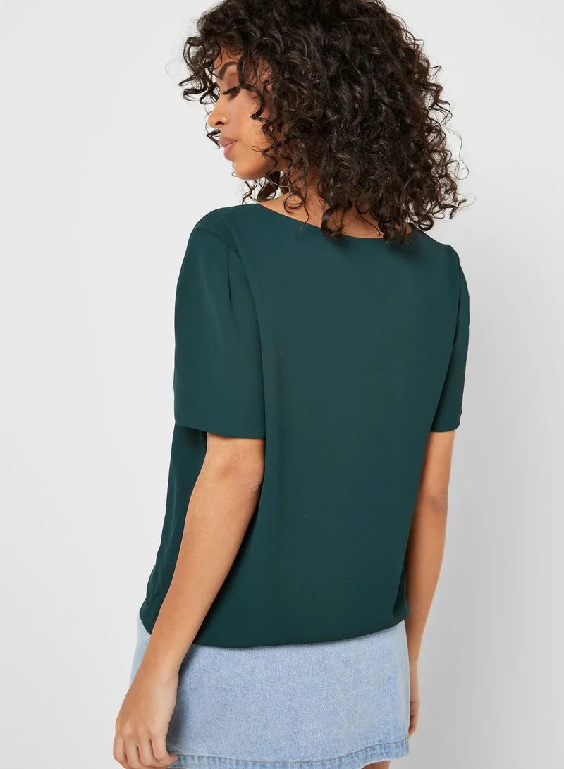 FOREVER 21 V-Neck Short Sleeve Top