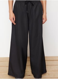 trendyol Black Parachute Fabric Knitted Sports Sweatpants THMSS24EA00004  - Image 4