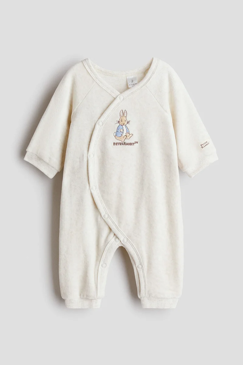 اتش اند ام رومبر من الفيلور بتفاصيل مطرزة