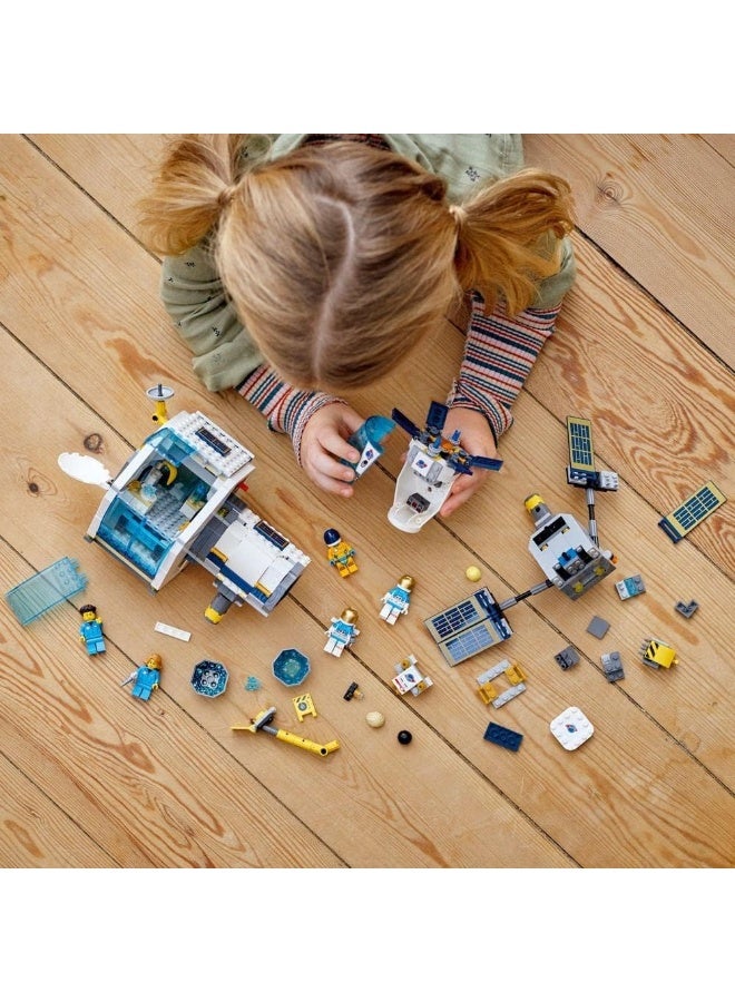 LEGO مجموعة بناء محطة الفضاء القمرية LEGO City 60349 (500 قطعة) - Image 5