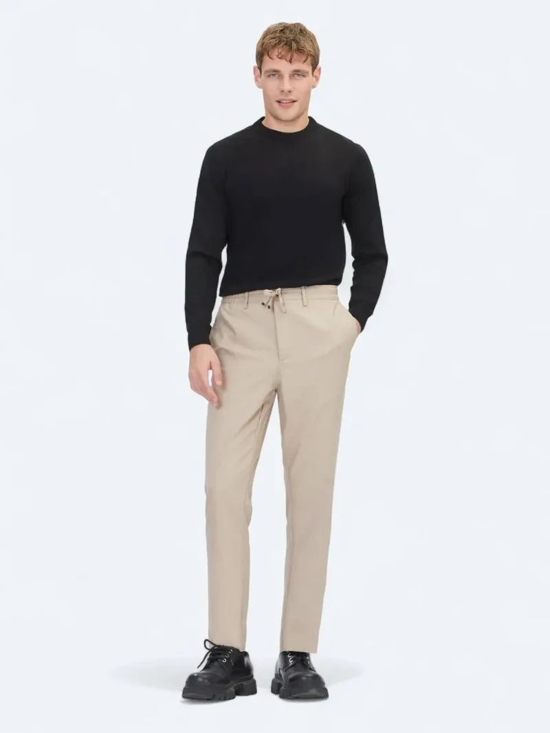 كيب بنطال رياضي مريح بقصة مريحة من فرو المنك