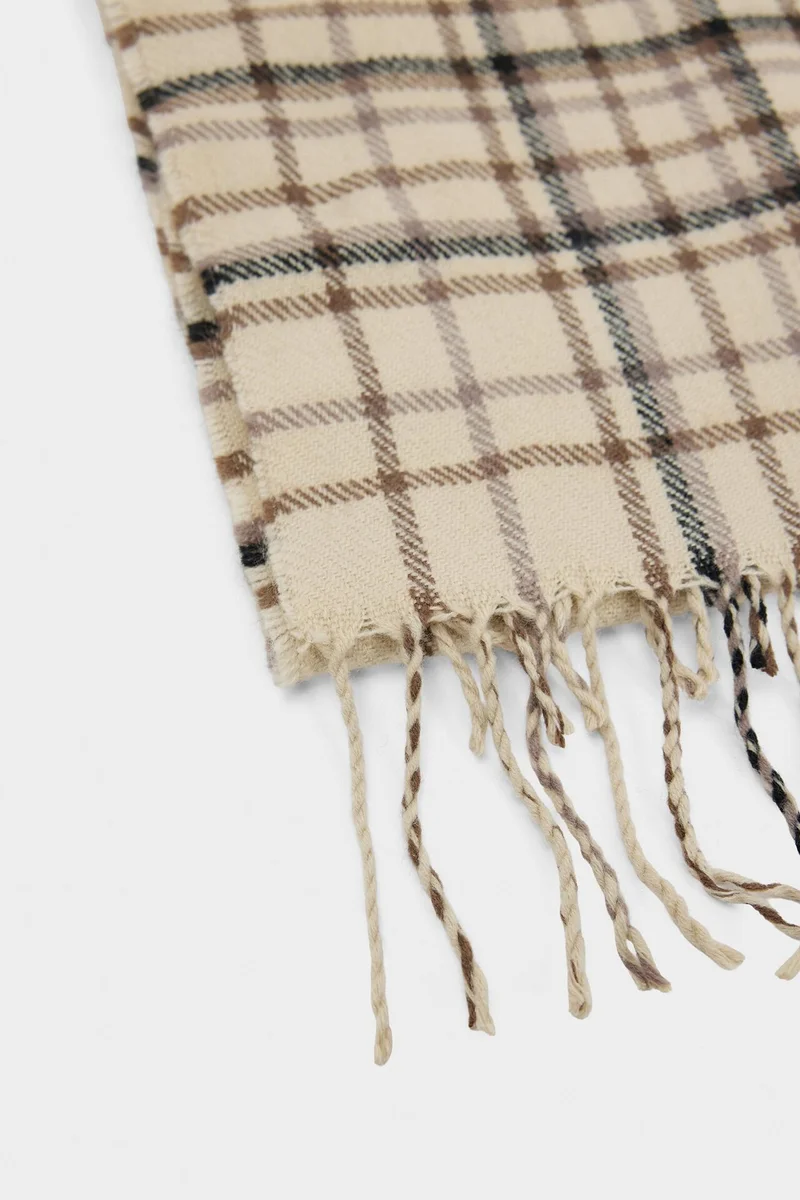 Defacto  Man Plaid Neck Scarf for Men | Best Price UAE