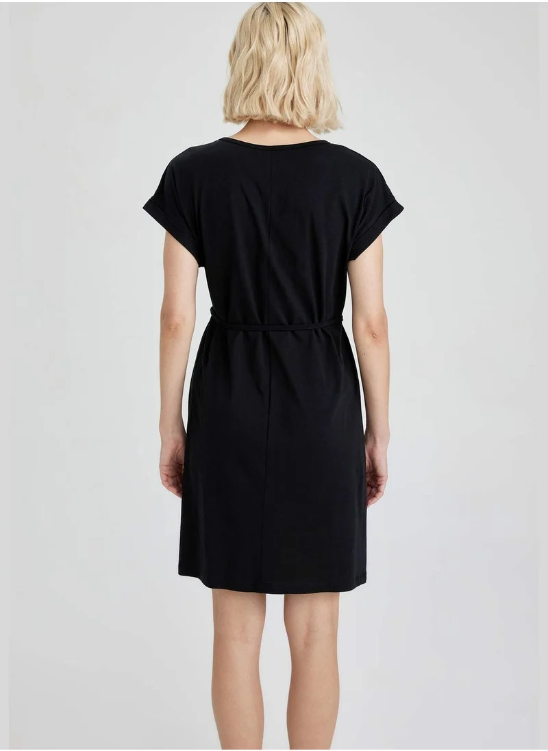 ديفاكتو Relaxed Fit Basic Drawstring Dress