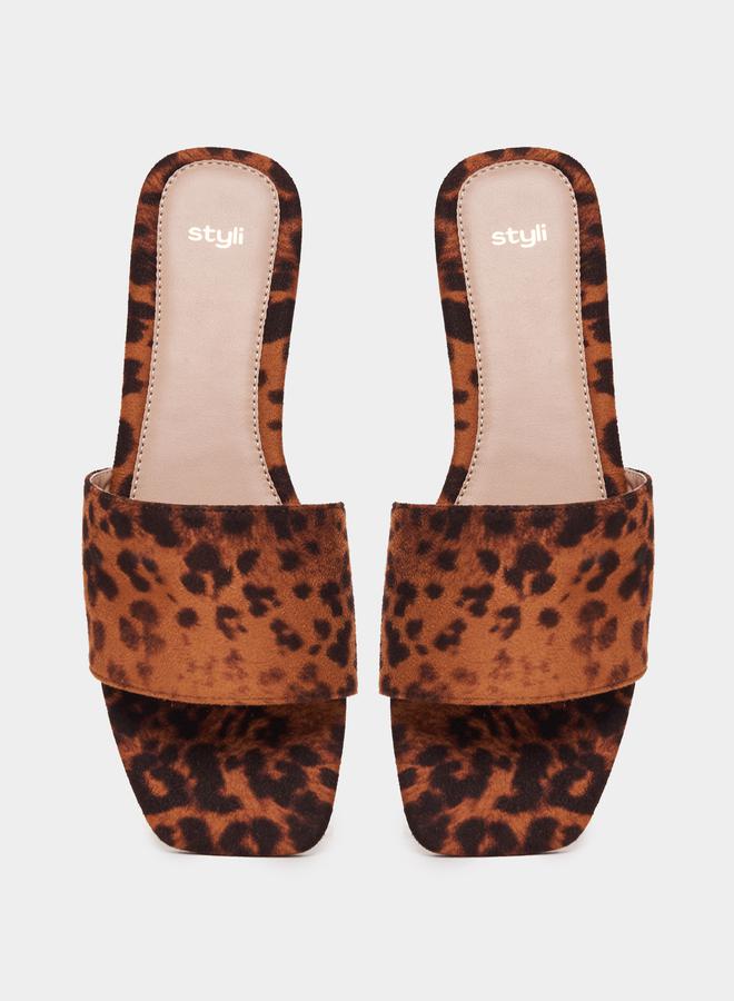 Styli Animal Print Flat Sandals  - Image 5