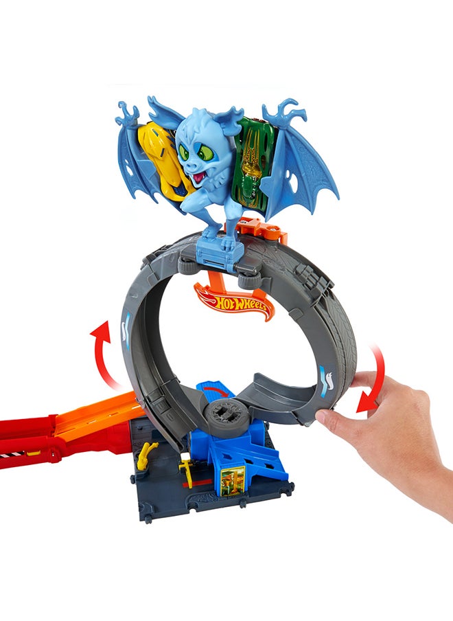 Hot Wheels City Toy Car Track Set, Bat Loop Attack With Adjustable Loop & Launcher, 1:64 Scale Toy Car  - Image 3