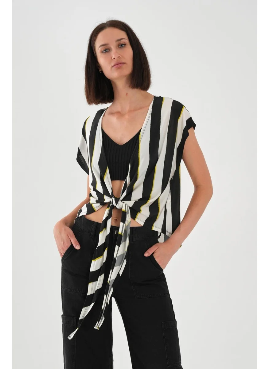 Alexander Gardi Alexandergardi Front Tie Patterned Blouse