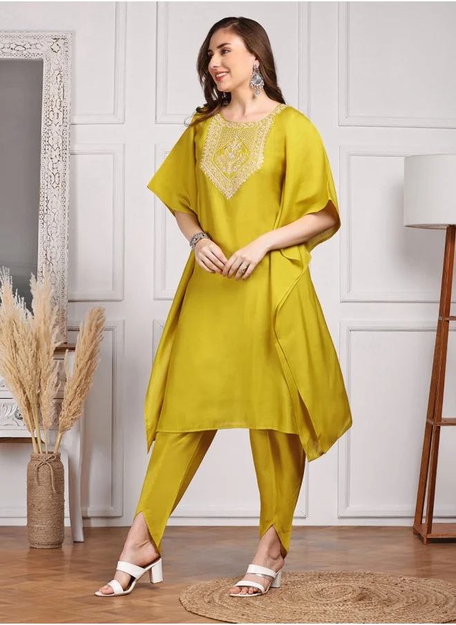 آي شين Kaftan Fit Yoke Design Pattern Round Neck Three-Quarter Sleeves Mustard Colour Knitted Cotton Kurta Set for Women with Semi Elastic Closure - Designed with Style and Comfort