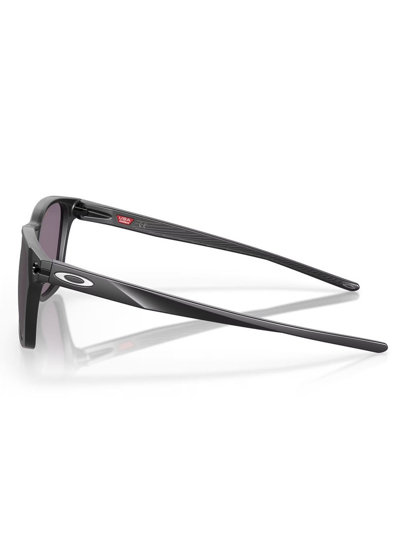 OAKLEY نظارات شمسية مربعة للرجال - OO9018 901801 55 - حجم العدسة: 55 مم - Image 3