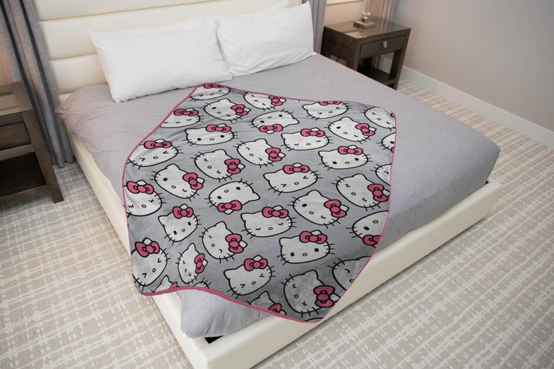 Jay Franco Kids Plush Throw Blanket - Soft & Comfy Throw for Couch or Bed - Cozy Home D?cor for Living Room & Bedroom  Gray - Hello Kitty  46x60 - Throw Blanket - Image 4