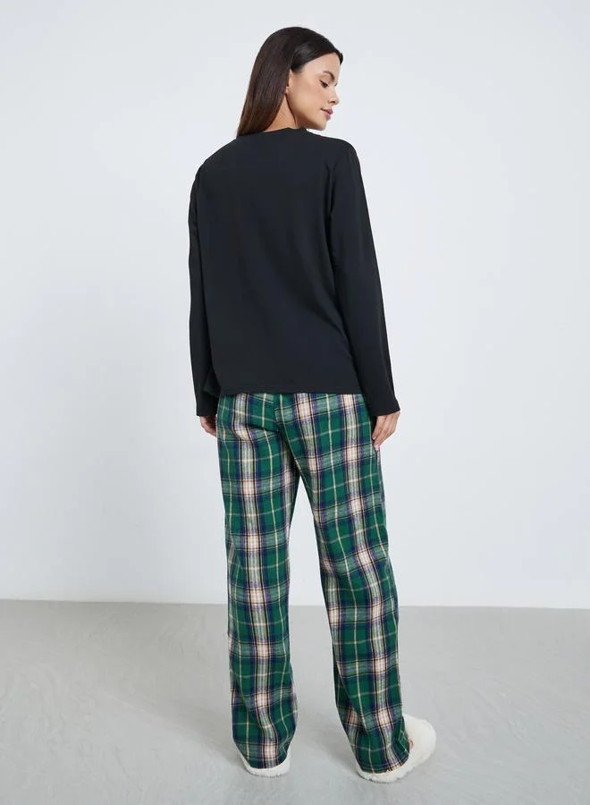Styli Styli Solid Long Sleeves T-Shirt and Checked Pyjama Set