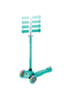 GLOBBER Globber Primo Plus Lights 3-wheel Kick Scooter in Emerald Green  - Image 3