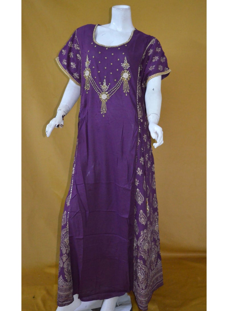 Zainah Elegant Embroidered Modest Jalabiya Dress for Women – Wide Bottom, Batwing Sleeves, Adjustable Side Strip - Image 1