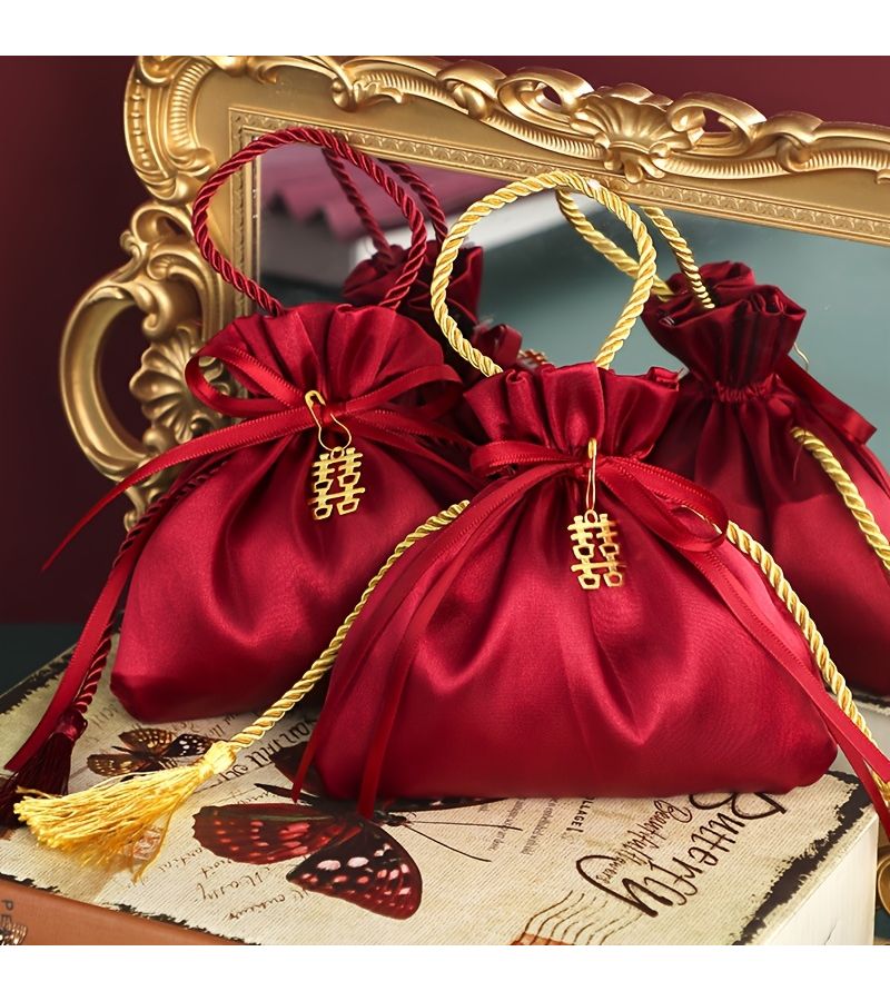 أكياس هدايا أنيقة بخيوط ذهبية وأربطة للسحب لتخزين هدايا حفلات الزفاف - Image 4