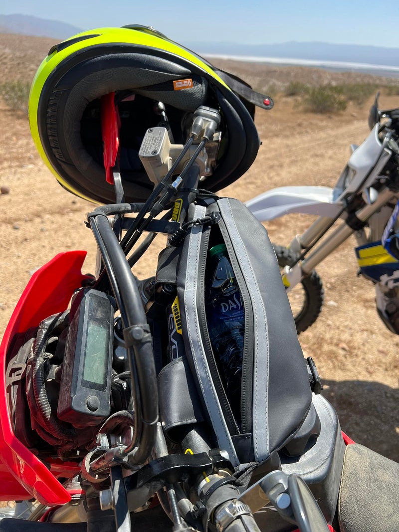 ROBOCUP Handlebar Trail Bag for Adventure Motorcycles, Dirt Bikes, ATV, eBikes | 2L Storage for Tools, Phone, Keys, Snacks | Heavy Duty Water Resistant PVC Material, Glove-Friendly Waterproof Zippers - Image 5