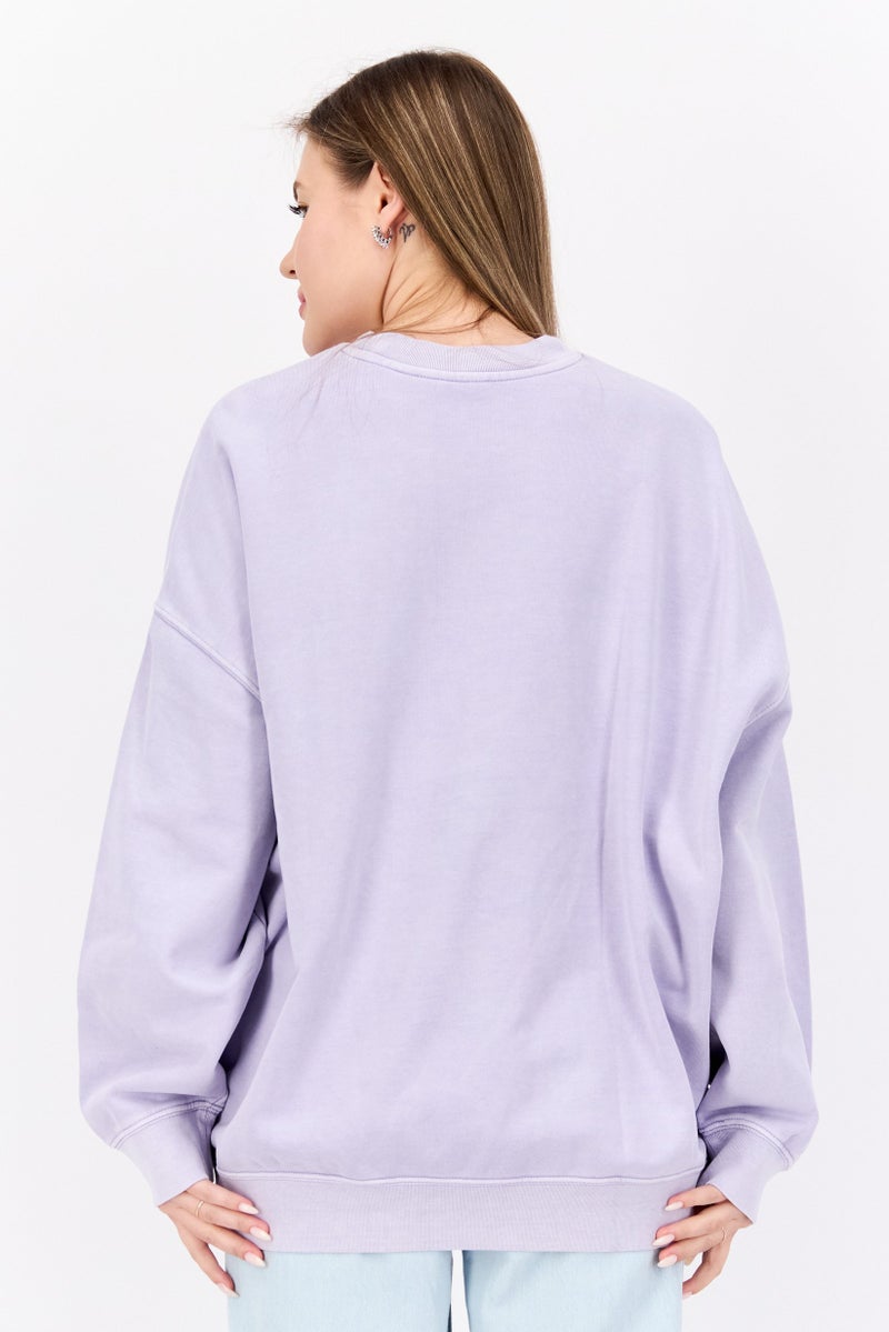 Levi's سويت شيرت نسائي بأكمام طويلة وياقة دائرية، مطبوع برسومات، لافندر - Image 3