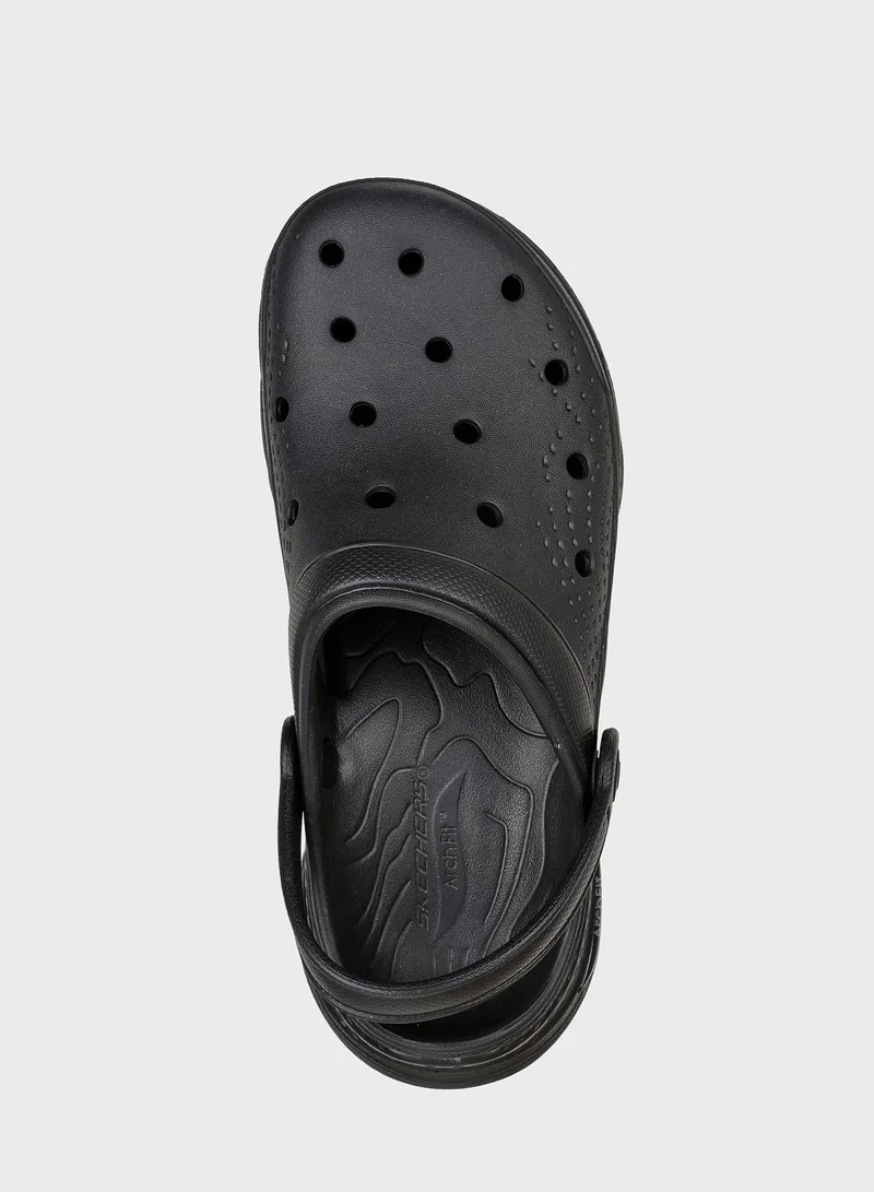SKECHERS Essential Arch Fit Foamies Sandals