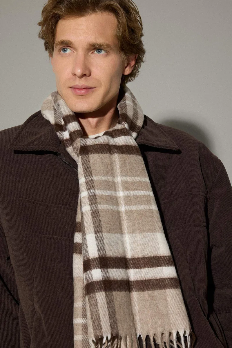 Defacto  Man Plaid Neck Scarf for Men | Best Price UAE